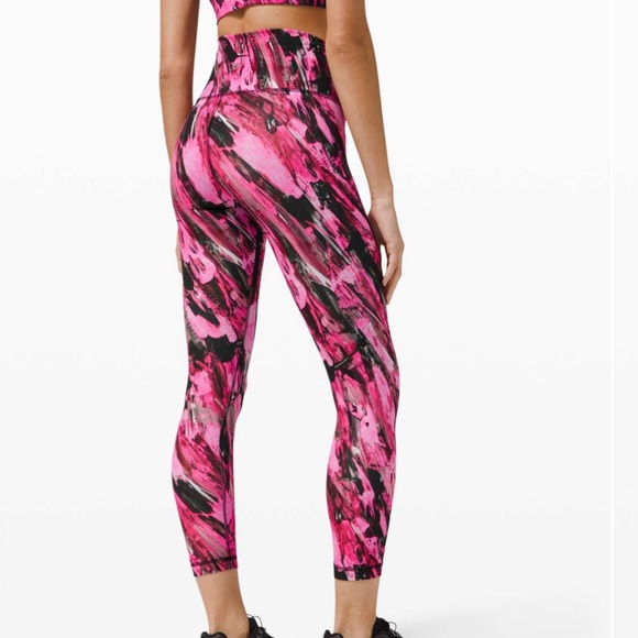 LULULEMON Wunder Train sz6 25” Incentive Refresh - Picture 2 of 9